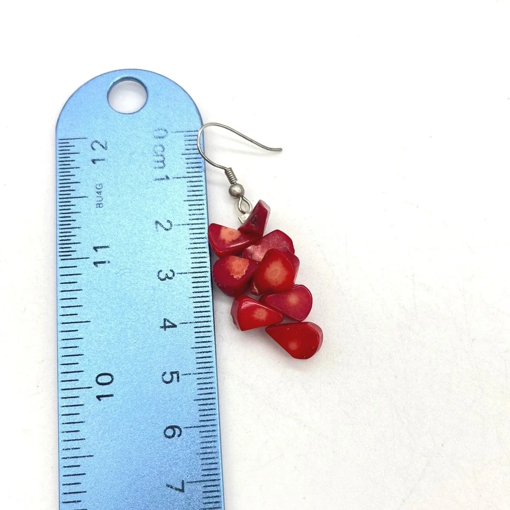 Unbranded red coral